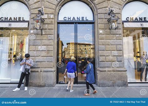 chanel outlet shop italy